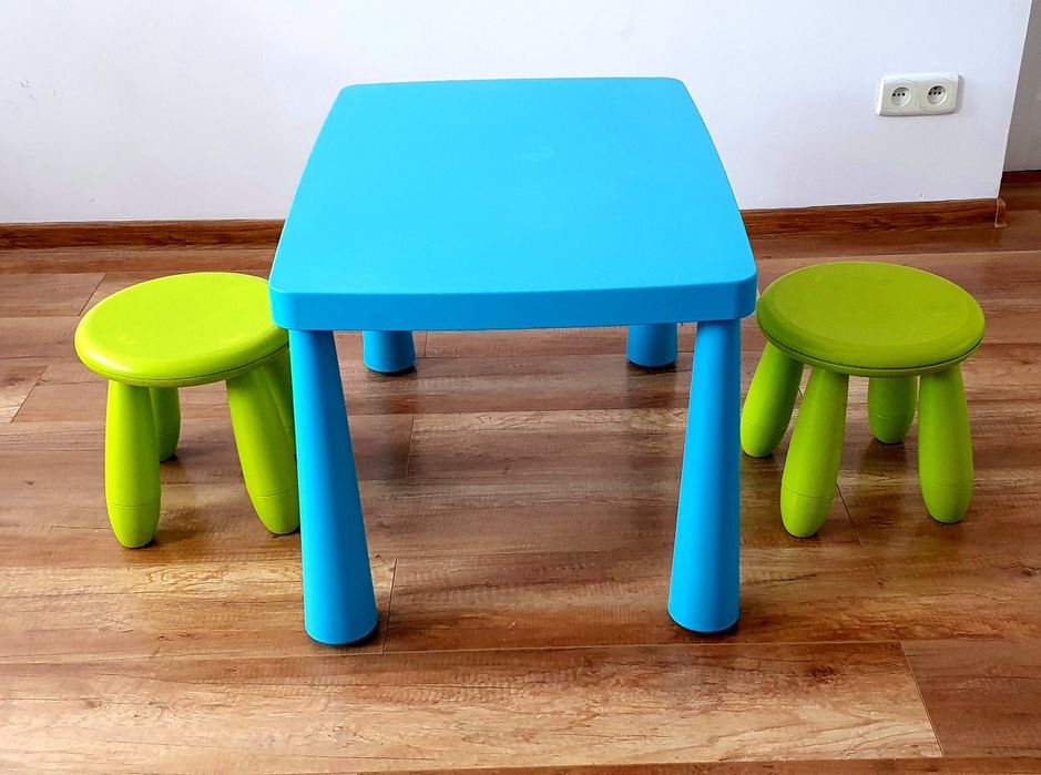 Stolik i 4 krzesła mamut ikea