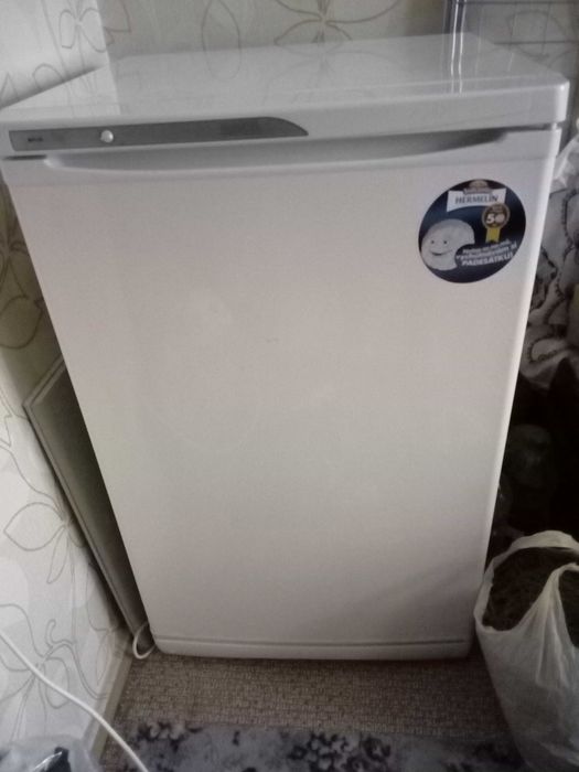 Продам морозильную камеру Stinol