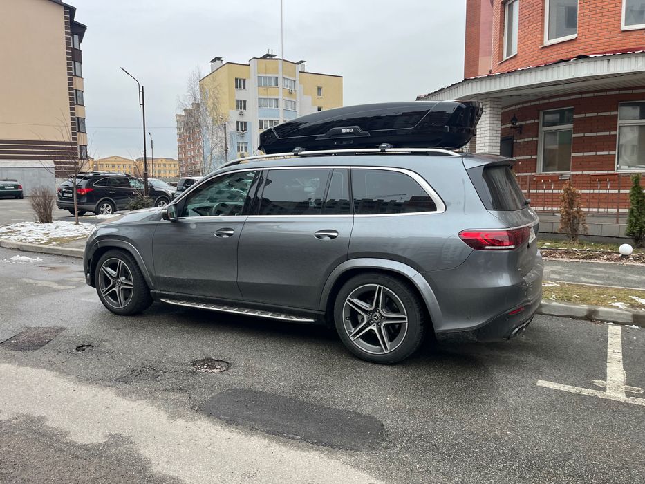 Поперечини на ваш Mercedes багажник Thule