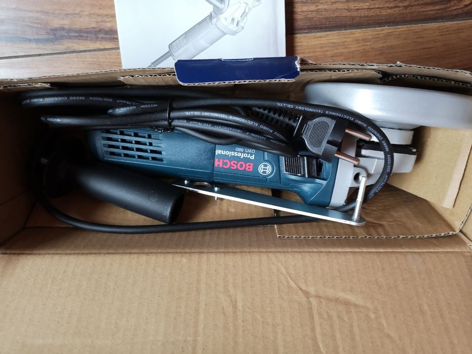 Szlifierka kątowa Bosch GWS 880 professional