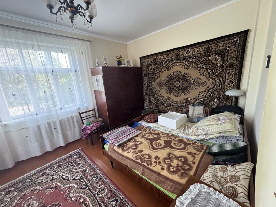 Продаж частини будинку