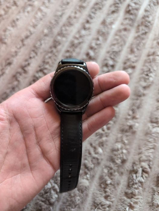 Продам Самсунг Gear s2