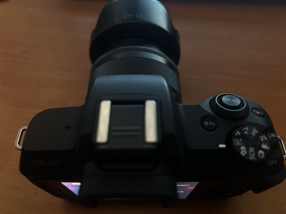 Canon m50  kit15-45+ meike 35 f 1,7