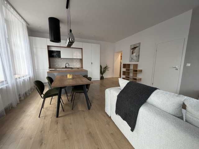 Apartament w centrum Chorzowa 67 mkw! Sobieskiego 14 PARKING w cenie