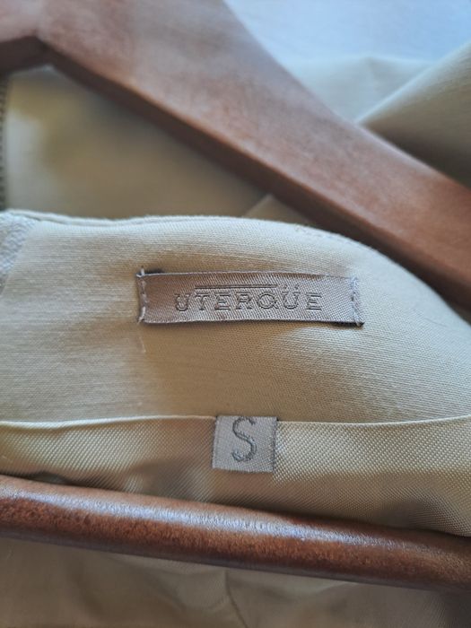 Vestido bege Uterque