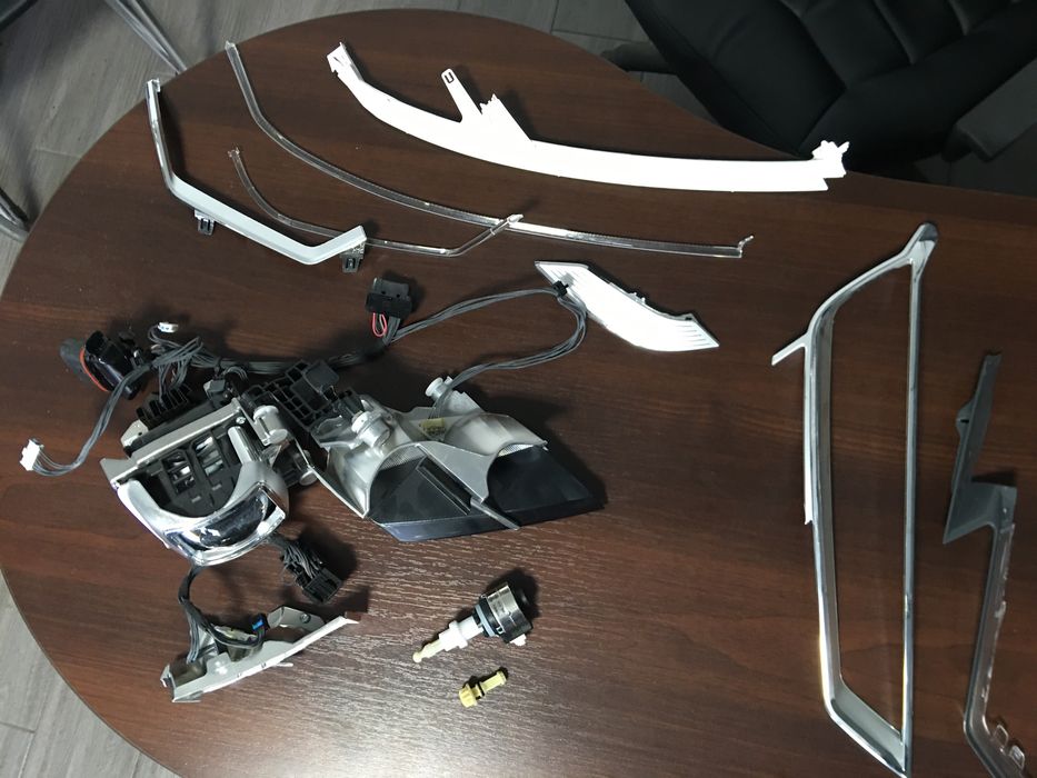 Детали правой Full led фары Audi A3/S3/RS3 8V 2019