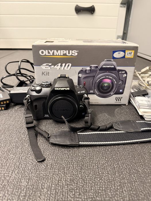 Máquina Fotográfica Olympus E-410 (C/Avaria)