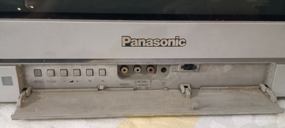 Телевизор Panasonic  TX-21PS70 японское качество