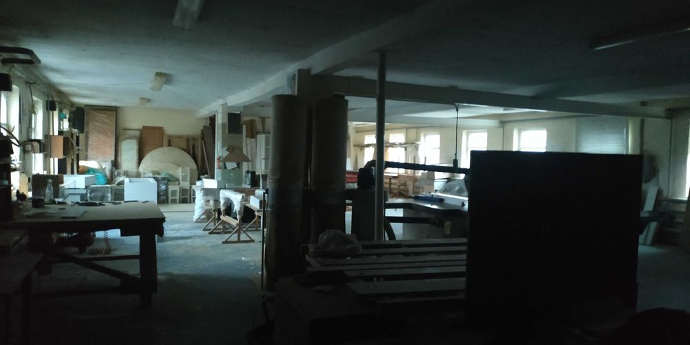 Діючий комплекс з виробництва меблів