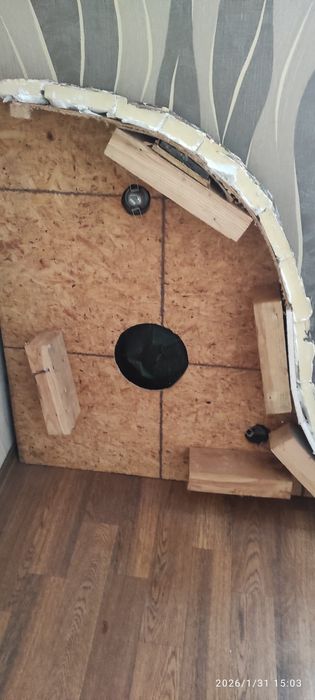 Куток для квітів декоративний.