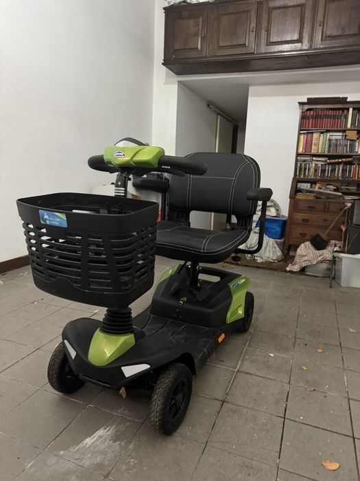 Scooter Electrica Invacare Colibri