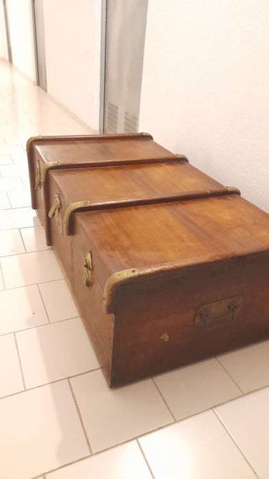 Baul de Madeira e letão