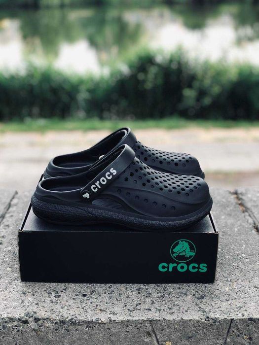 Дышащие кроксы мужские черные crocs легкие обувь для басейна на пляж уличные тапки кроксы пенна crocs