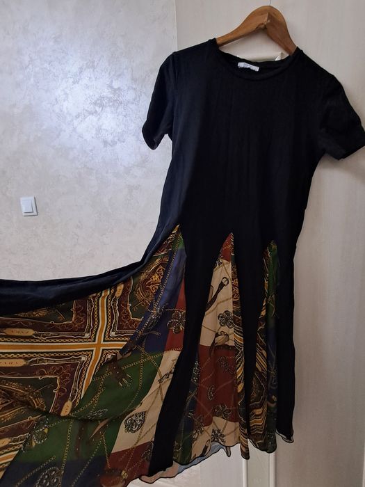 Сукня zara з принтом