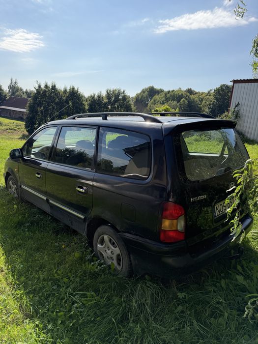 Hyundai Trajet do naprawy lub na czesci