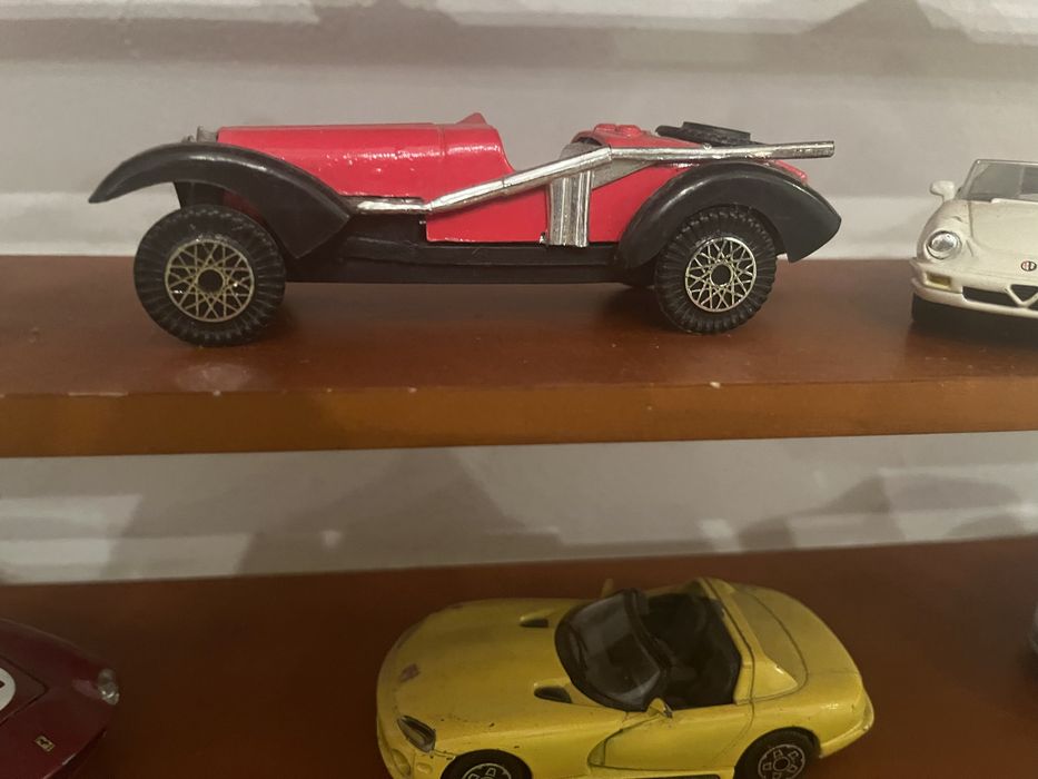 Coleção de carrinhos + expositor