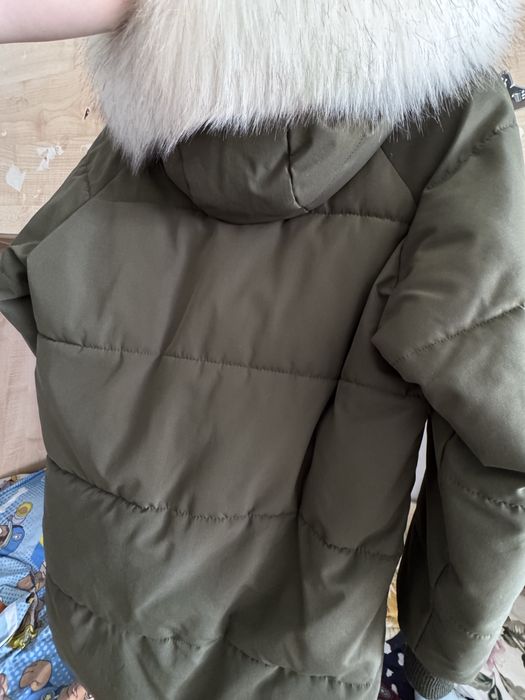 Продам теплую зимнюю куртку