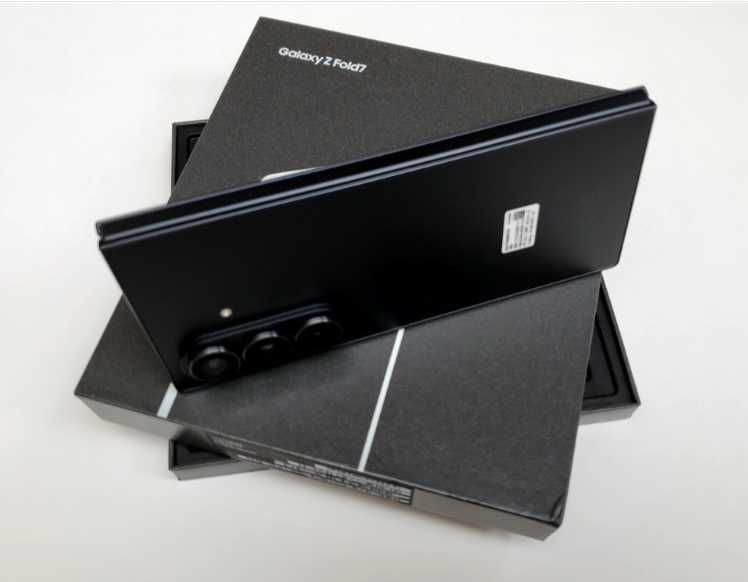 Samsung Z Fold 7 1TB Jetblack NOVO c/caixa, fatura e garantia 3 anos