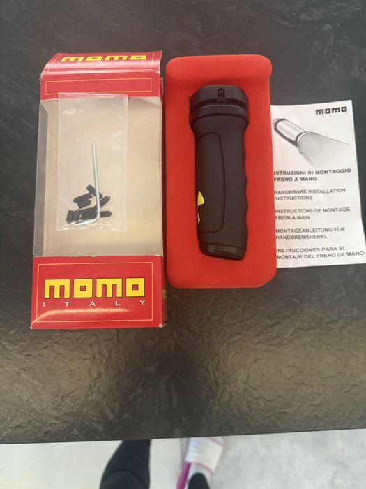Nakładka na hamulec ręczny MOMO Atomic Nowa