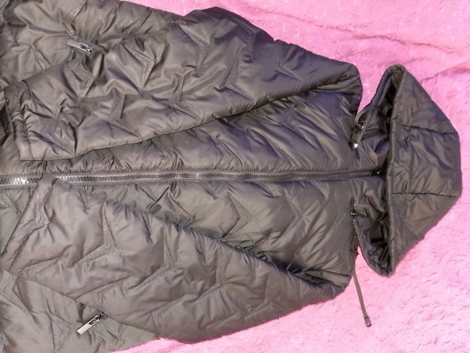 Продам курточку жіночу
