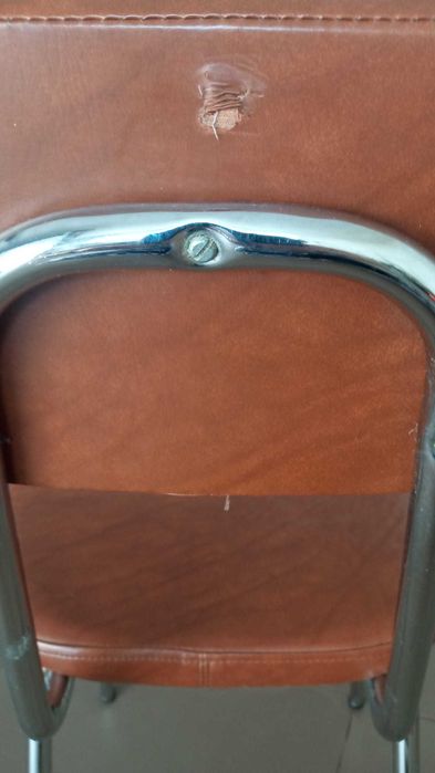 2 cadeiras confortáveis