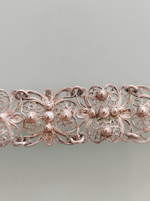 linda pulseira vintage em prata. Estado muito bom