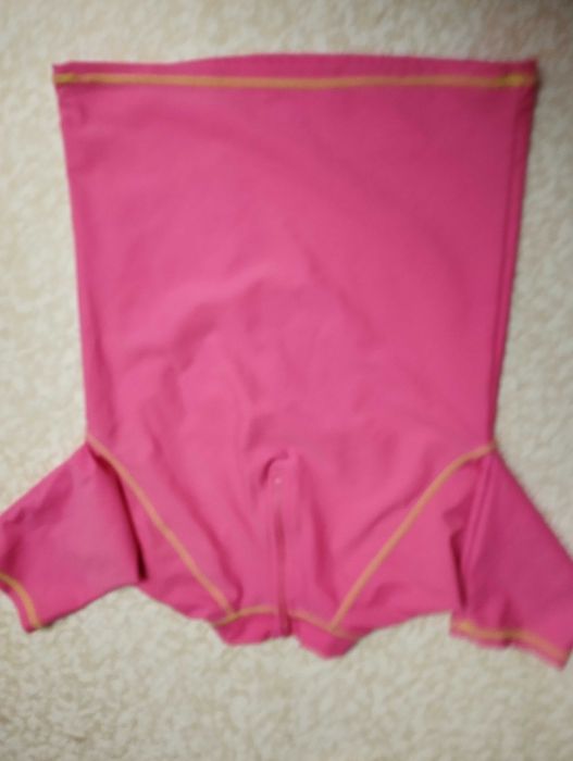 Кофта солнезащитная для девочки 6-7лет F&F золотая русалка рост 128см