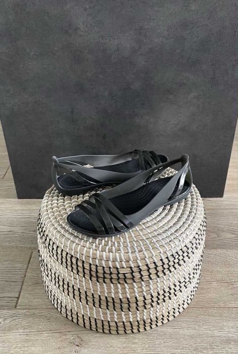 Crocs baleriny Isabella Huarache Black W9 39/40