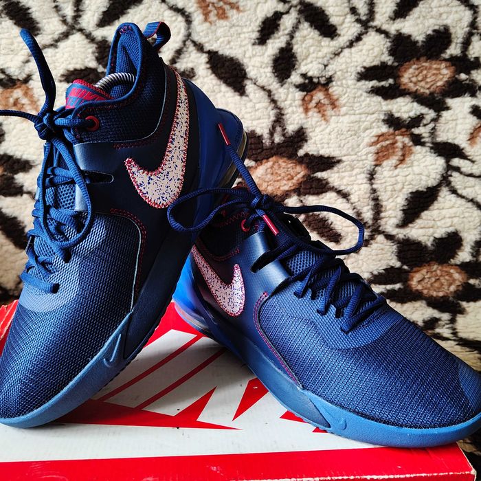 Mega sport buty do koszykówki Nike Air Max Impact wkł.26cm swietnystan