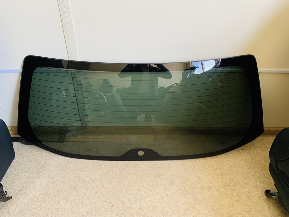 Стекло крышки багажника Subaru Forester SK 2019 -