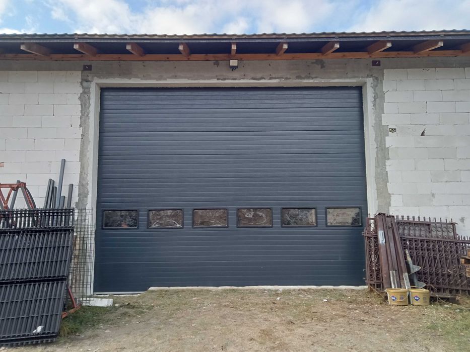 Brama segmentowa garażowa przemysłowa bramy garażowe KLECZANÓW