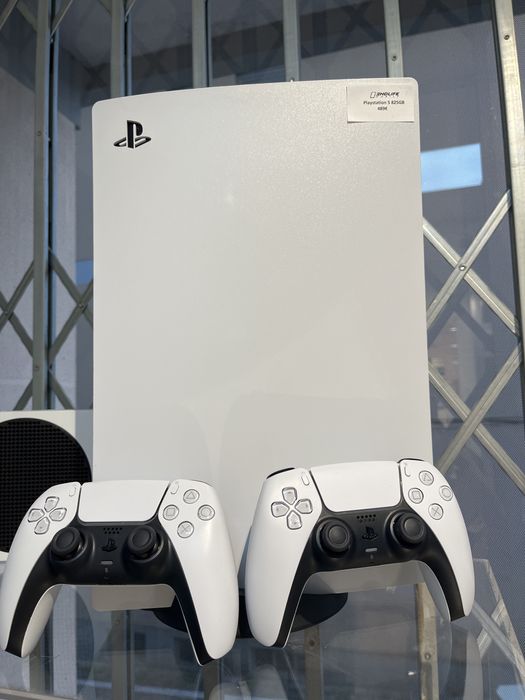 Playstation 5 825Gb como nova