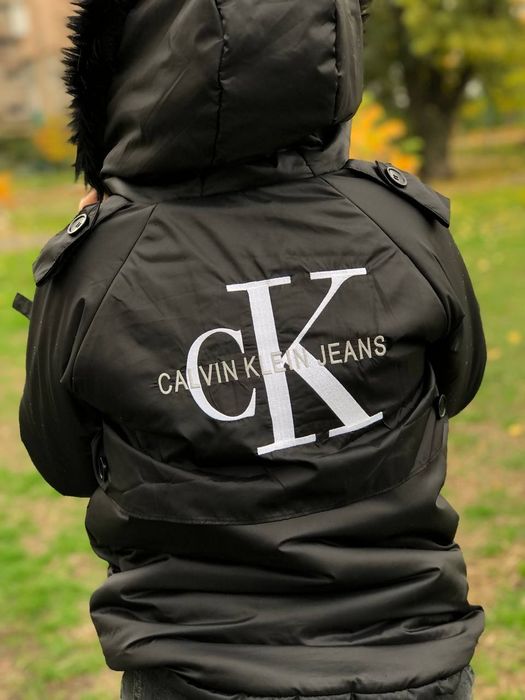 Куртка в стиле Кельвин Кляйн