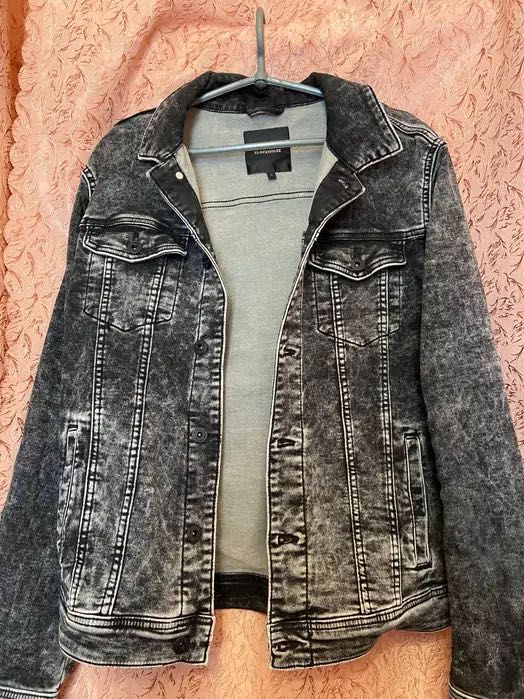 Джинсова куртка від clockhouse