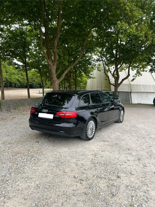 Audi A4 Avant Sport S tronic 177cavalos