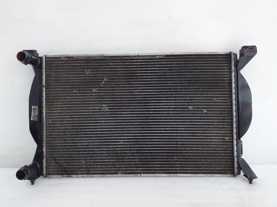 Radiador de água AUDI A4 Avant (8E5, B6)