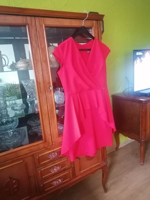 Śliczna koktajlowe malinowa sukienka rozm. 40-  niższa cena