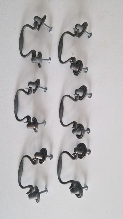 6 puxadores antigos para gavetas