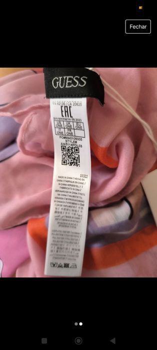 Lenço da Guess novo com etiqueta