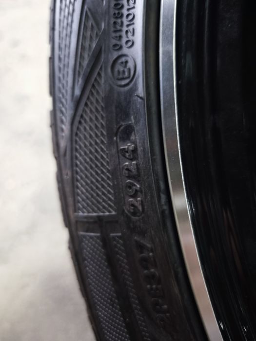 Nowe alufelgi 18' 5x112 z nowymi oponami zimowymi Vredestein 245/40/18