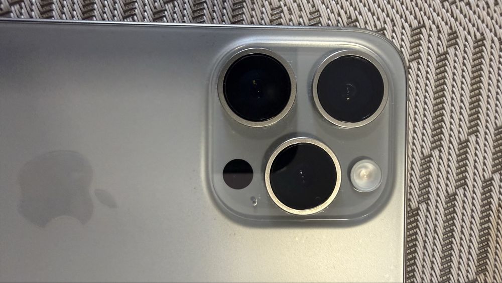 Iphone 15pro 128gb