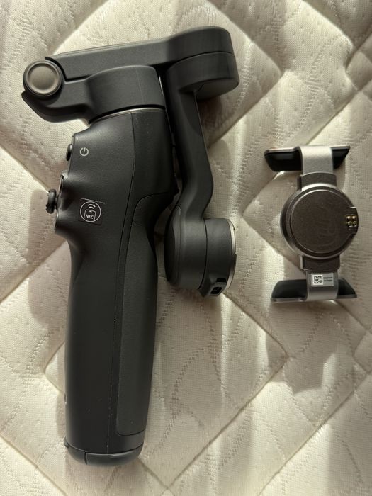 Gimbal DJI Osmo Mobile 8 Czarny jak nowy