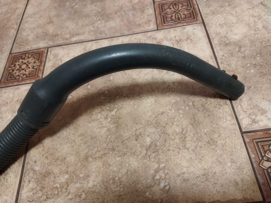 Шланг для пылесоса Philips.