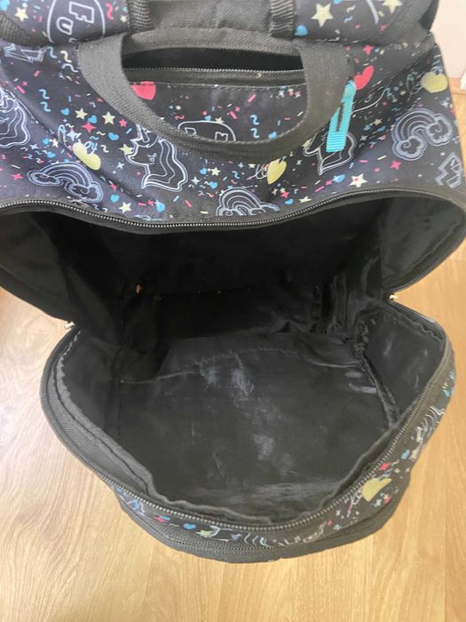 Mochila sem rodinhas mas vendida com base para aplicar a mochila