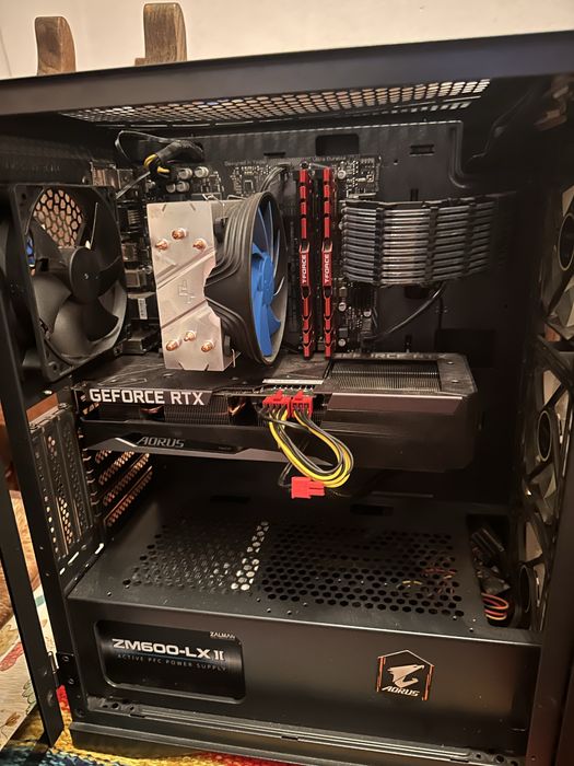 Компютер в середьньому стані