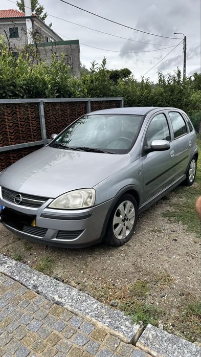 Opel corsa a gasolina