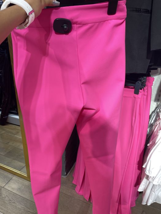 Жіночі лосіни Zara з розрізами штани брюки