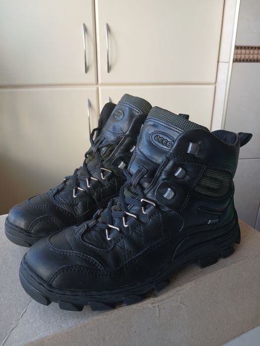 Чоловіче Взуття у відмінному стані