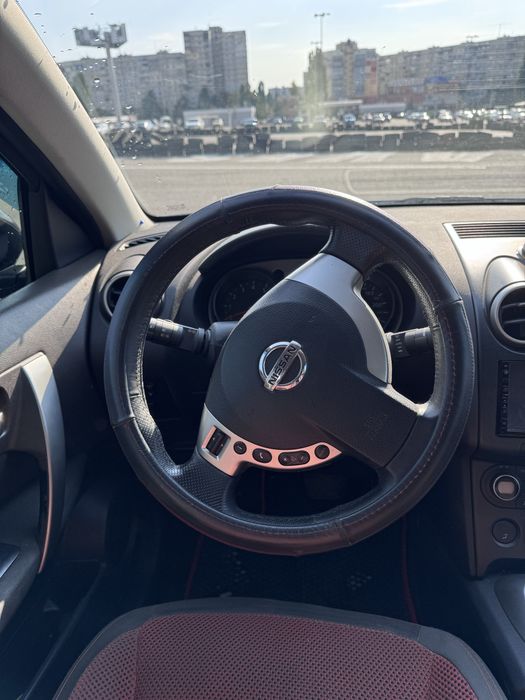 Nissan Qashqai 2008 | 2.0 бензин | АКПП | 4x4 | 215 000 км