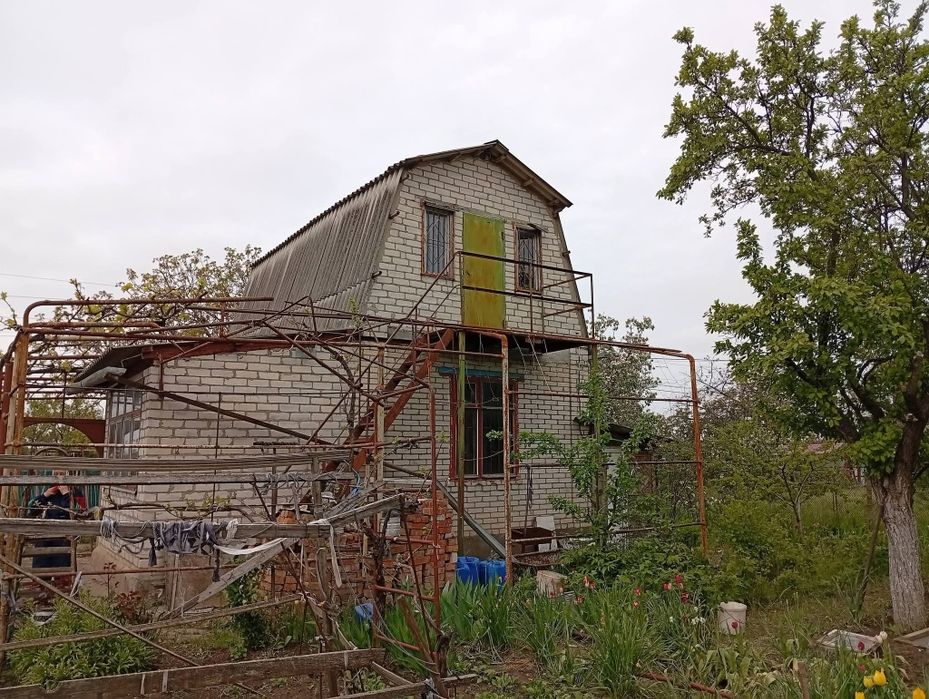 Продам 2-этажную дачу в г. Теплодар